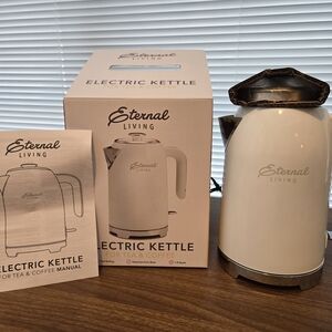 White Electric Kettle for Tea & Coffee